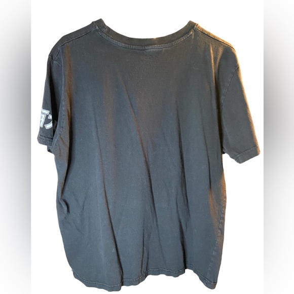 Vintage Southpole Tiger shirt - Picture 2 of 3